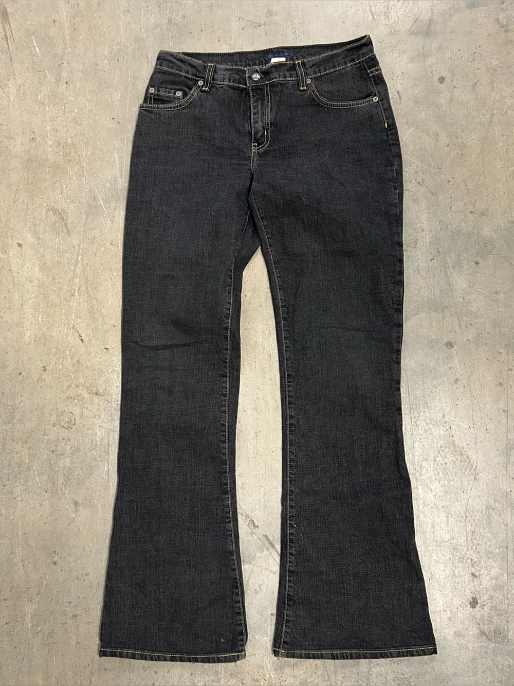 Women's Black Bootcut Jeans - Classic Everyday Fit